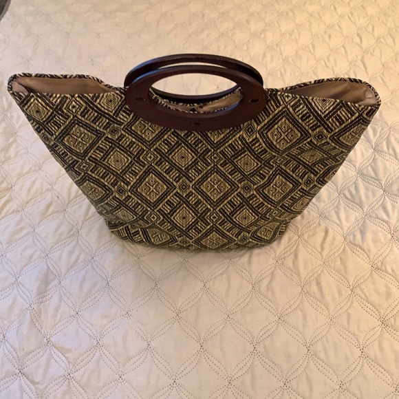 🤗 EUC—Well-made, Lined, Paper-straw Tote with interior pockets - Picture 15 of 16